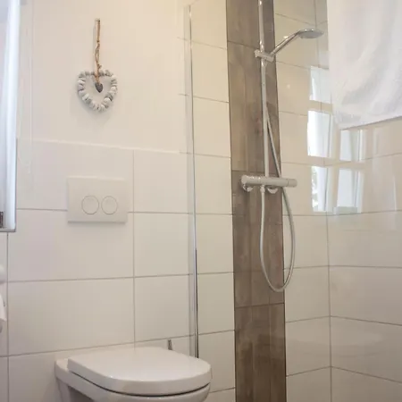 Kapitaenshaus An Der Friedrichsschleuse *