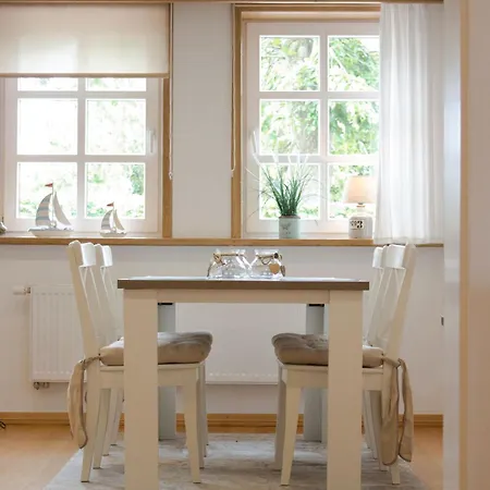 Kapitaenshaus An Der Friedrichsschleuse Prázdninový dům Carolinensiel