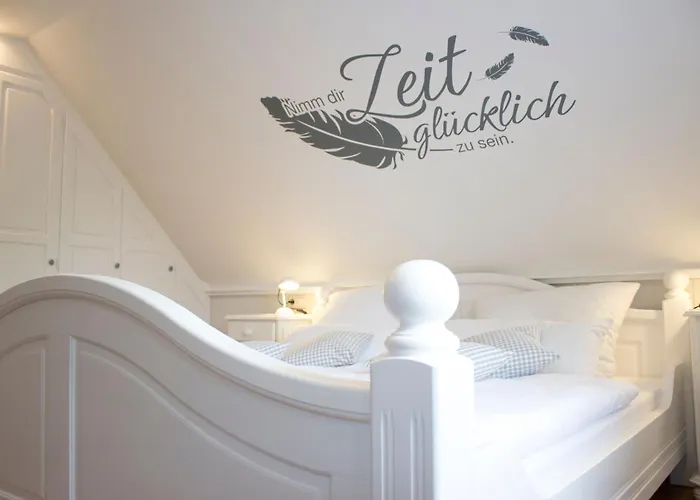 Kapitaenshaus An Der Friedrichsschleuse