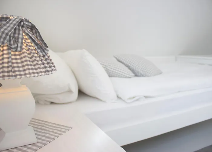 Kapitaenshaus An Der Friedrichsschleuse Carolinensiel