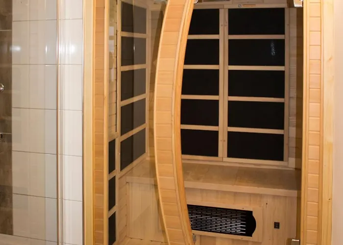 Nyaraló Kapitaenshaus An Der Friedrichsschleuse Carolinensiel